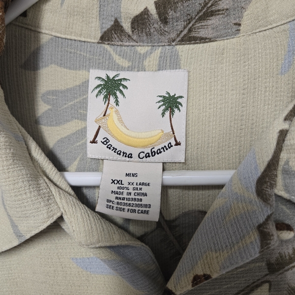 Banana Cabana XXL Men's Leaf and Floral Print Casual Shirt - Picture 2 of 5